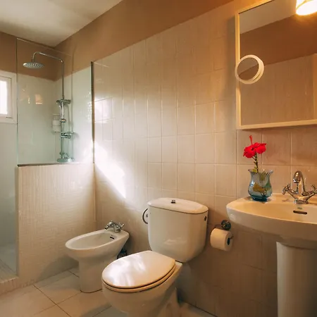 Casamarilla Hotel 2*